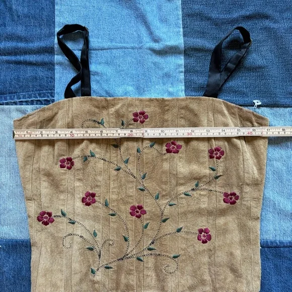 wrangler suede embroidered floral corset tank top - Picture 11 of 11